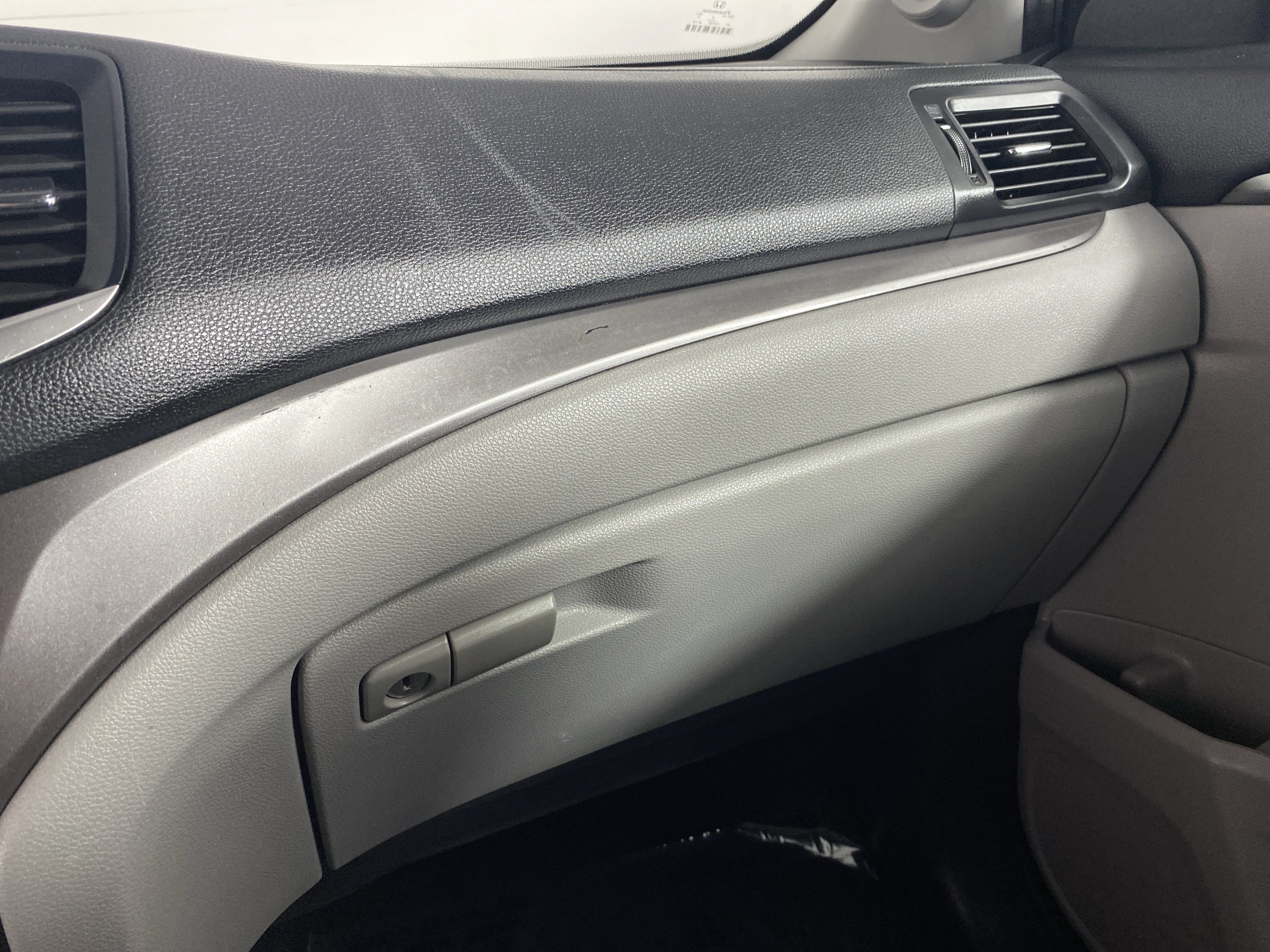 Used 2019 Honda Pilot LX image 37