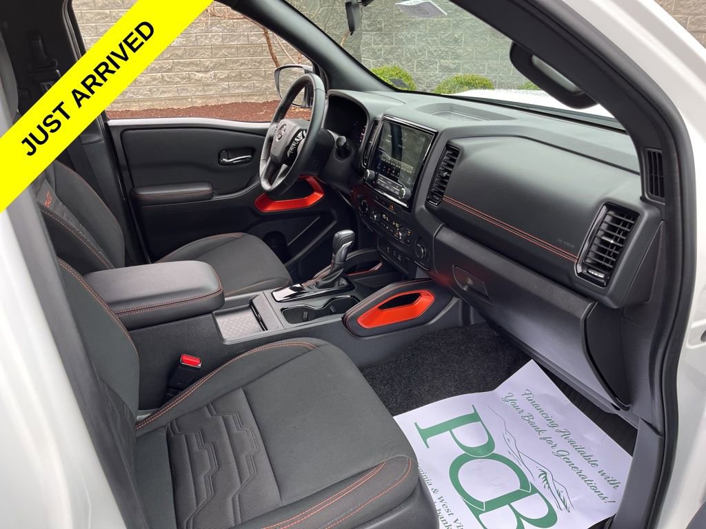 Used 2024 Nissan Frontier PRO-4X w/ Technology Package image 12