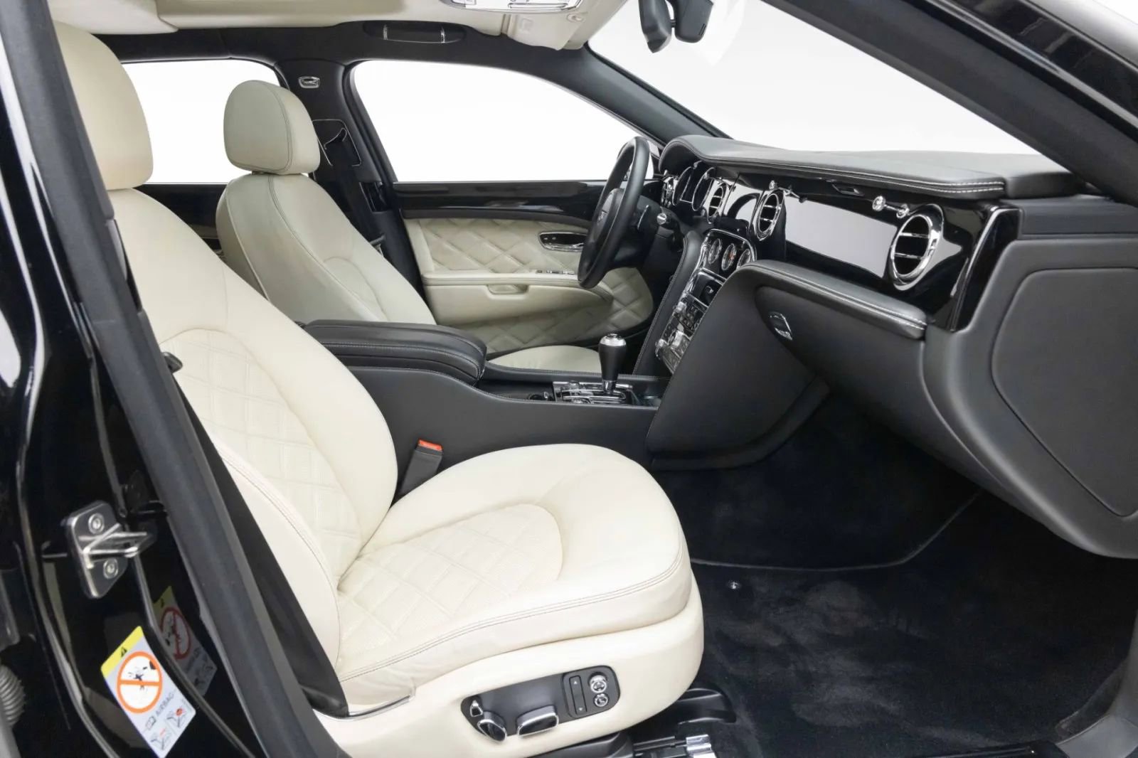 Used 2014 Bentley Mulsanne RWD image 19