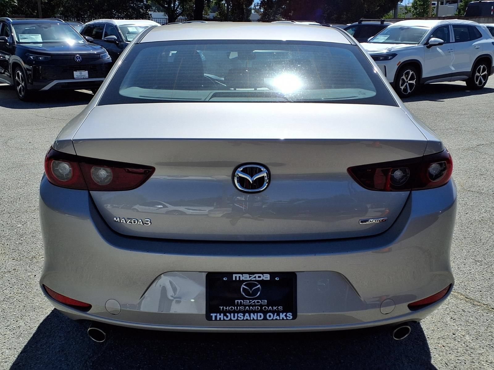 Used 2024 MAZDA MAZDA3 s FWD image 6
