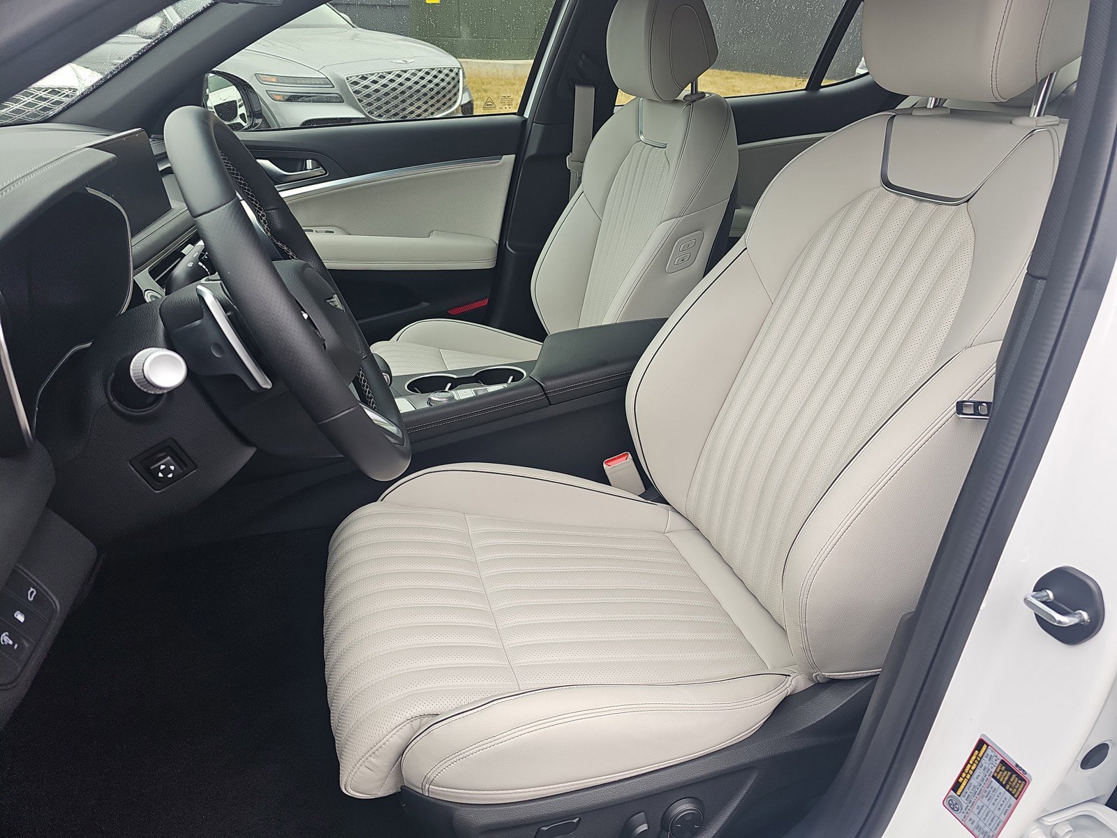 Used 2025 Genesis G70 3.3T Advanced image 18