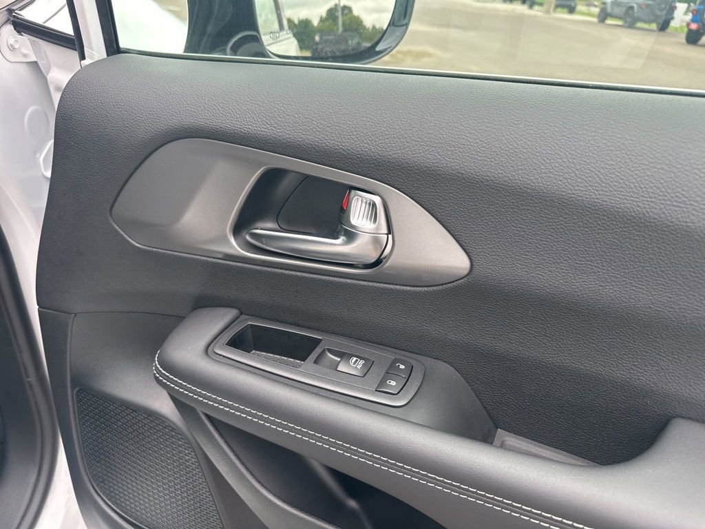 New 2026 Chrysler Pacifica Select image 15