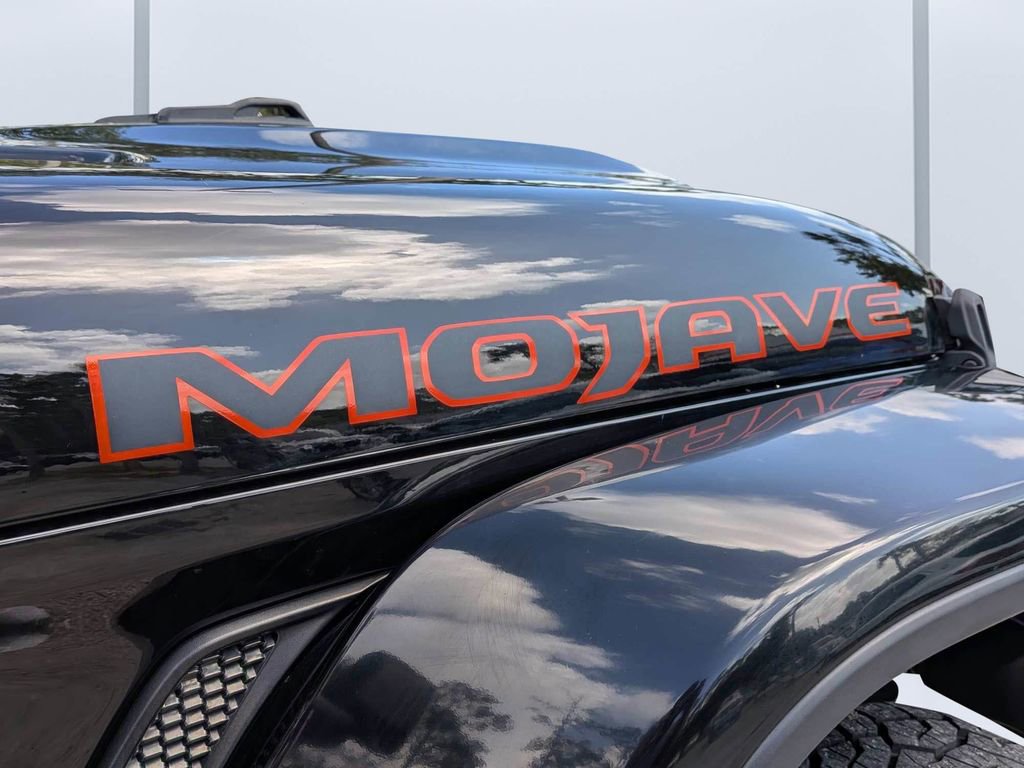 Used 2020 Jeep Gladiator Mojave image 12