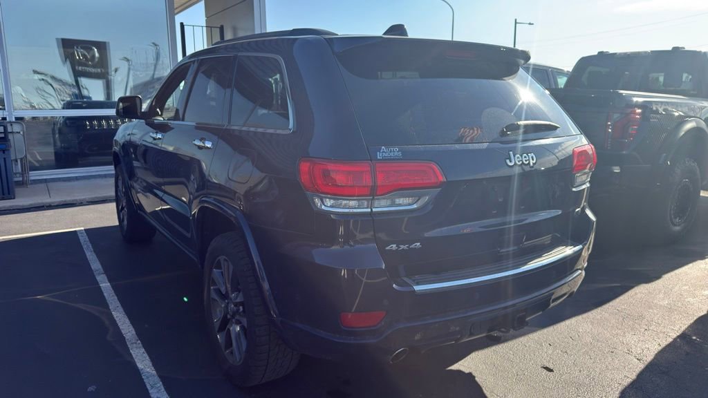 Used 2018 Jeep Grand Cherokee Overland AWD/4WD image 5
