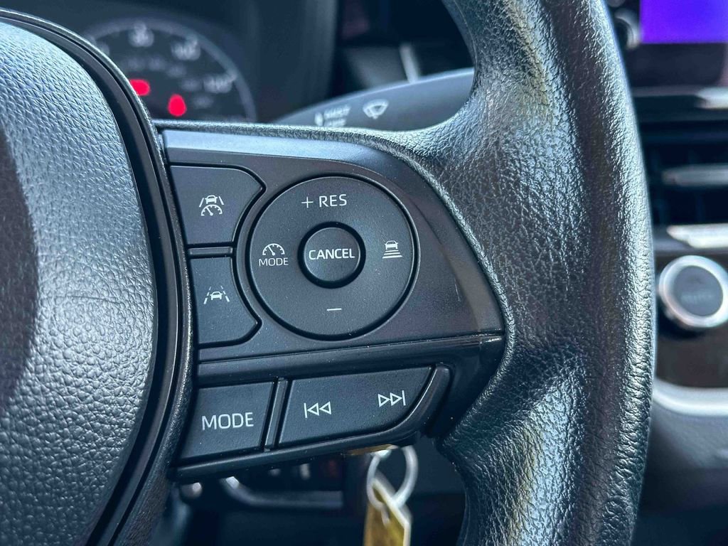 Certified 2024 Toyota Corolla LE image 25