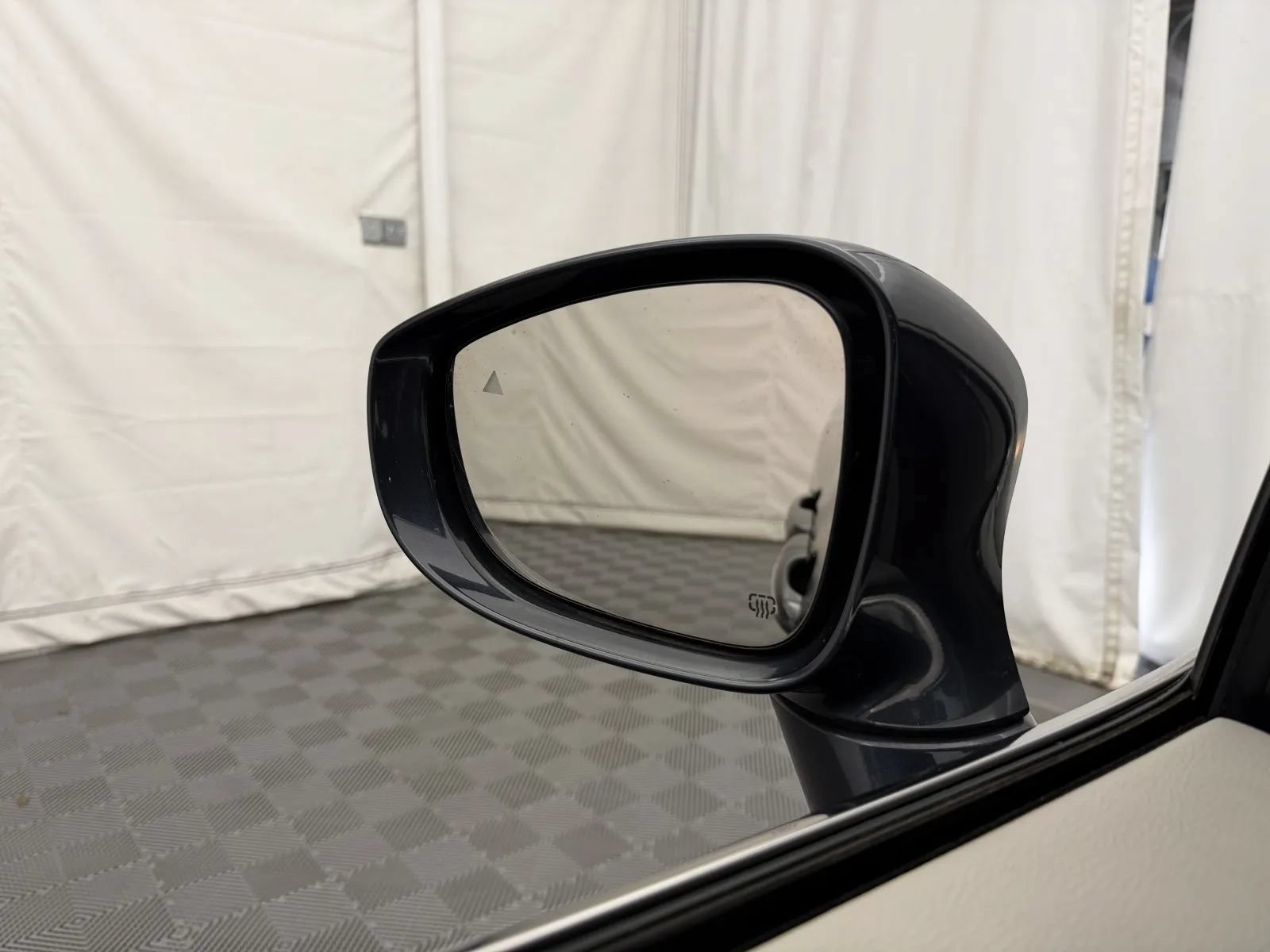 Used 2020 Chrysler Pacifica Touring-L FWD image 11