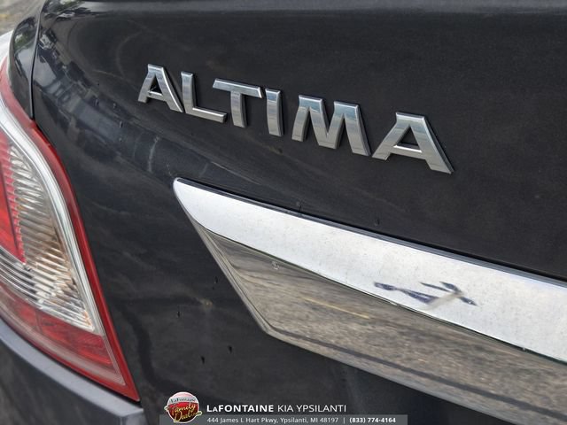 Used 2013 Nissan Altima 2.5 SL w/ Technology Pkg FWD image 9