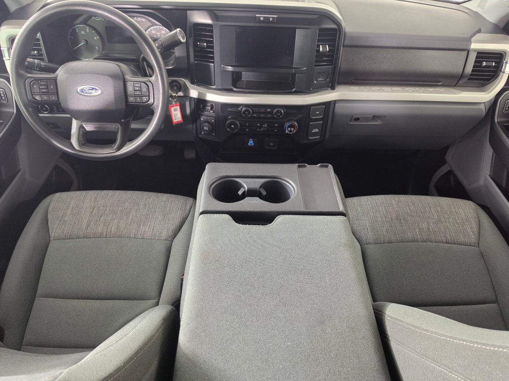 Used 2025 Ford F250 XLT w/ FX4 Off-Road Package AWD/4WD image 13
