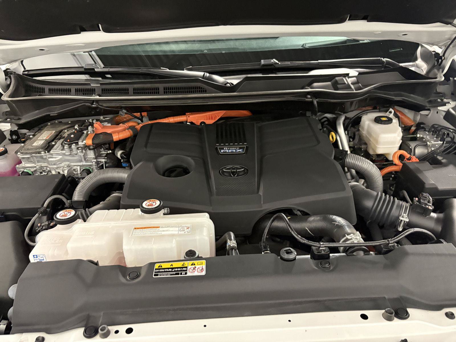 Used 2025 Toyota Sequoia Capstone AWD/4WD image 47