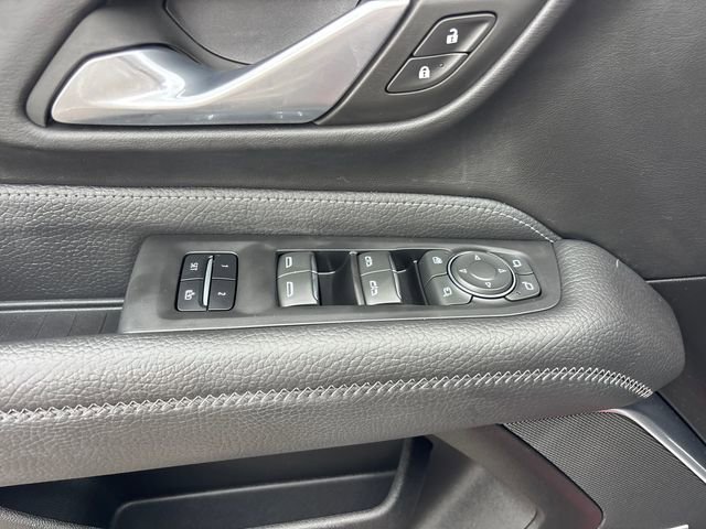 Used 2024 GMC Yukon Denali AWD/4WD image 19