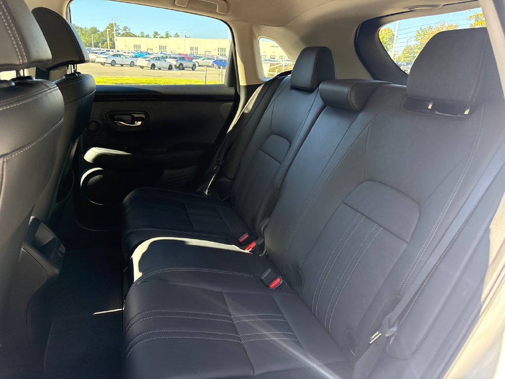 Certified 2024 Honda HR-V EX-L image 32