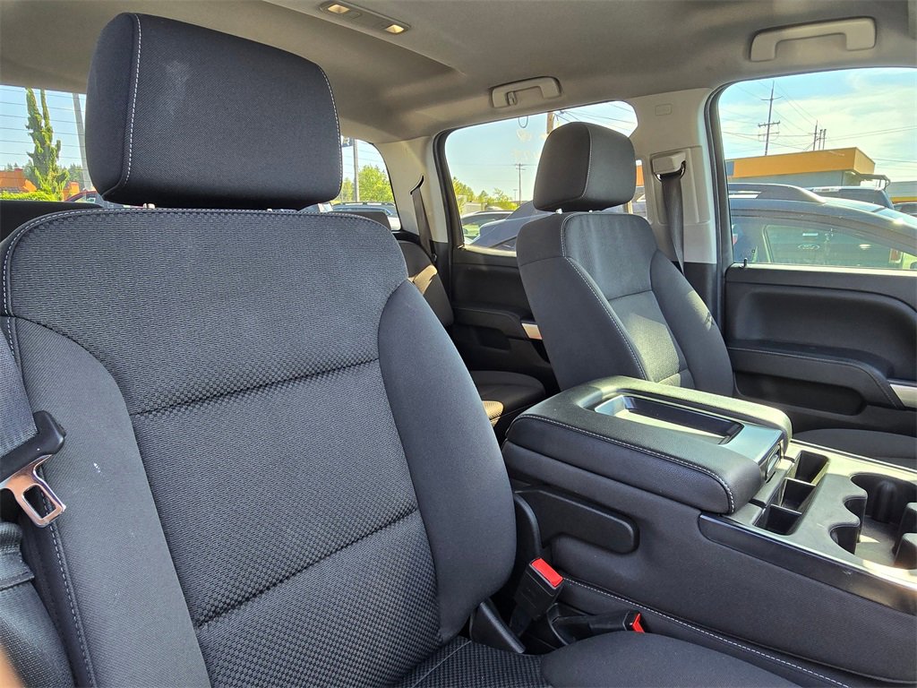 Used 2018 Chevrolet Silverado 1500 LT w/ LT Eassist Package image 10