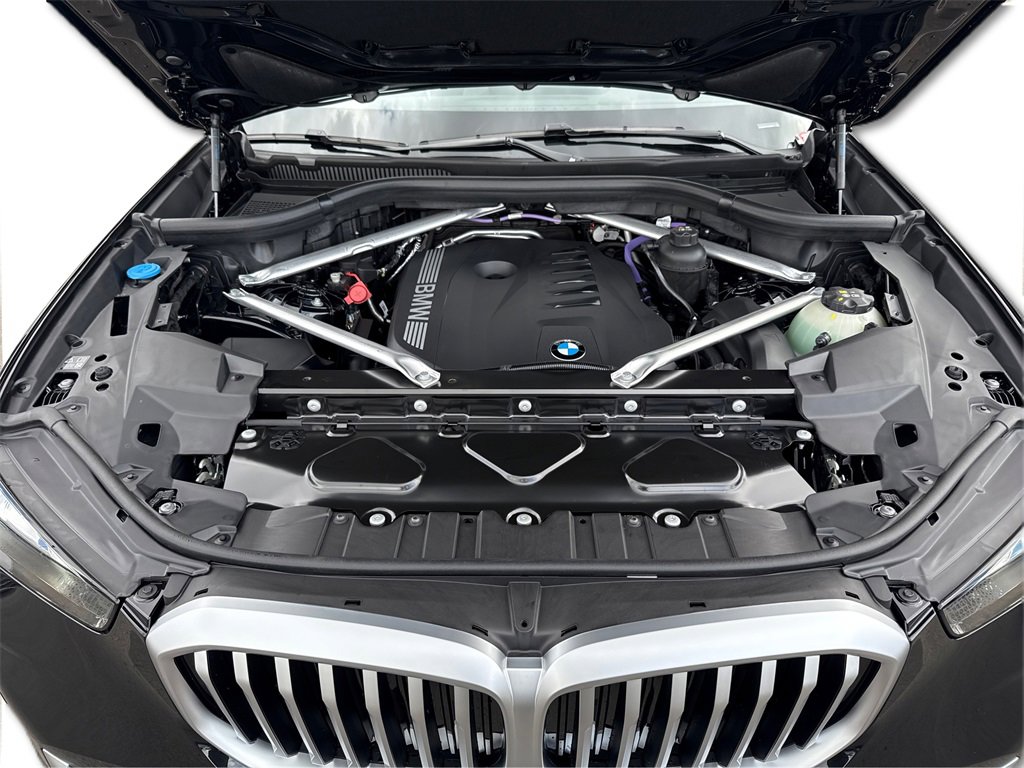 New 2026 BMW X5 sDrive40i image 11