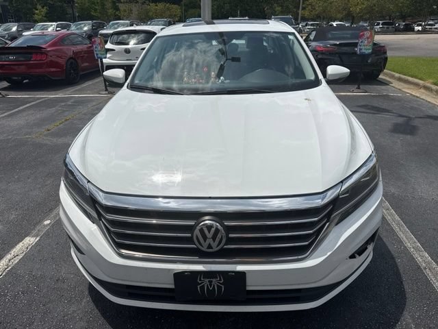 Used 2021 Volkswagen Passat 2.0T SE FWD image 8