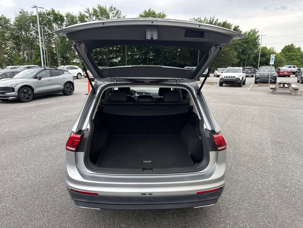 Used 2021 Volkswagen Tiguan SE AWD/4WD image 10