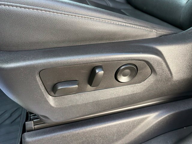 Used 2023 Chevrolet Silverado 1500 LTZ AWD/4WD image 26