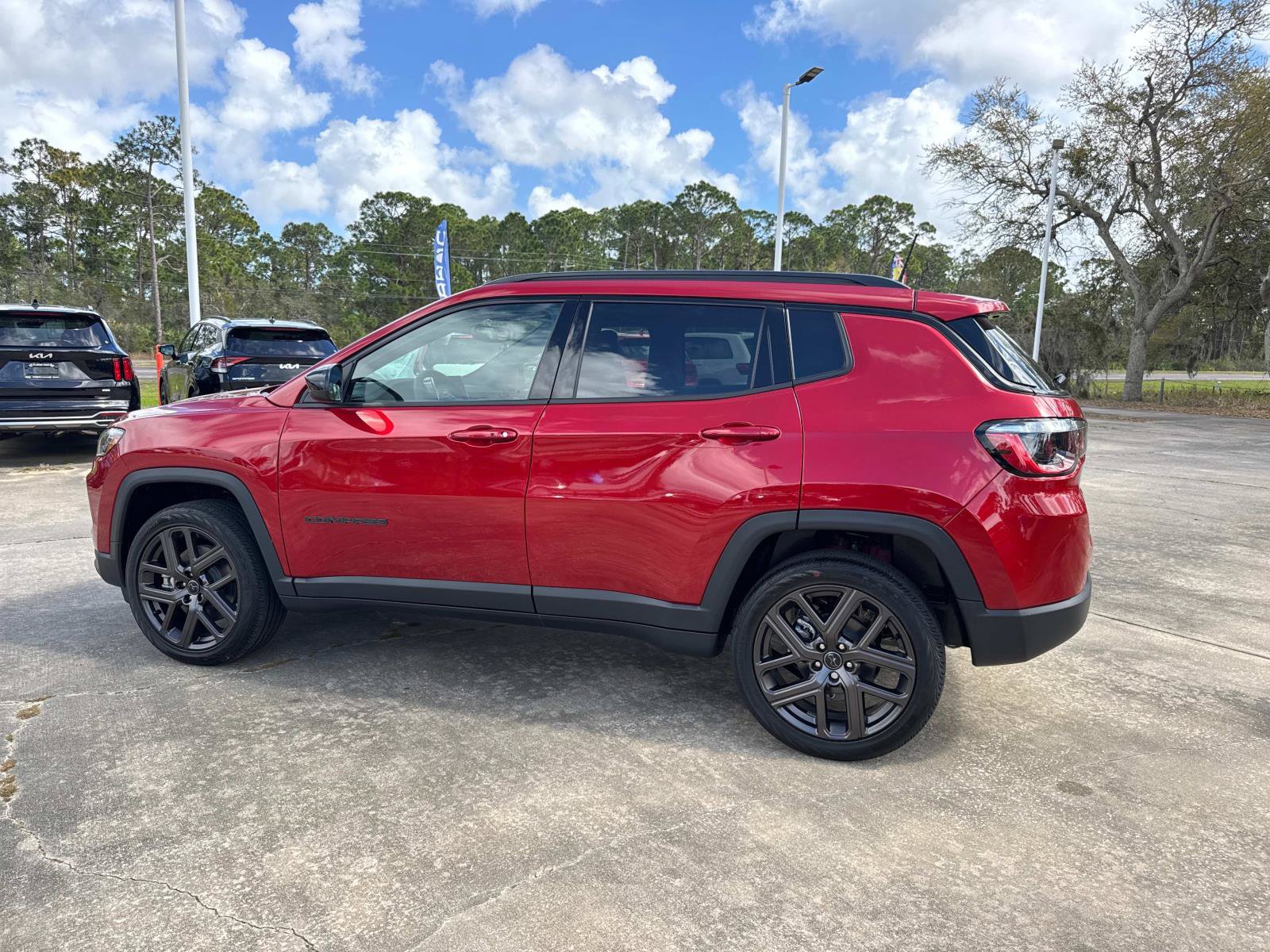 New 2026 Jeep Compass Latitude AWD/4WD image 5