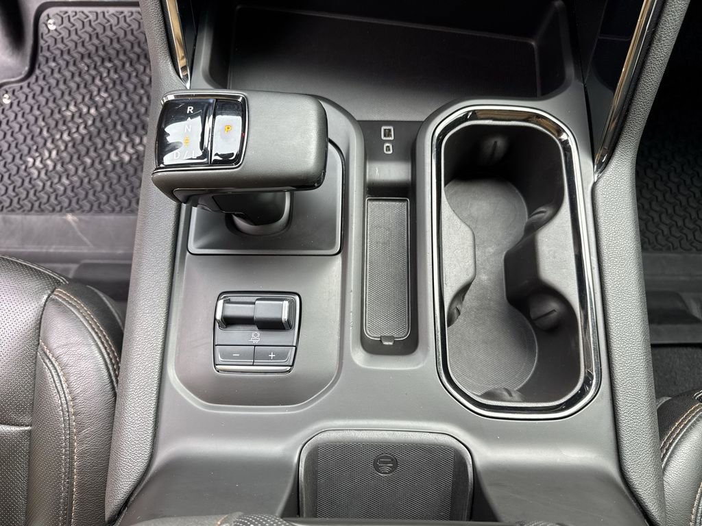 Certified 2023 GMC Sierra 1500 AT4 w/ Technology Package image 16