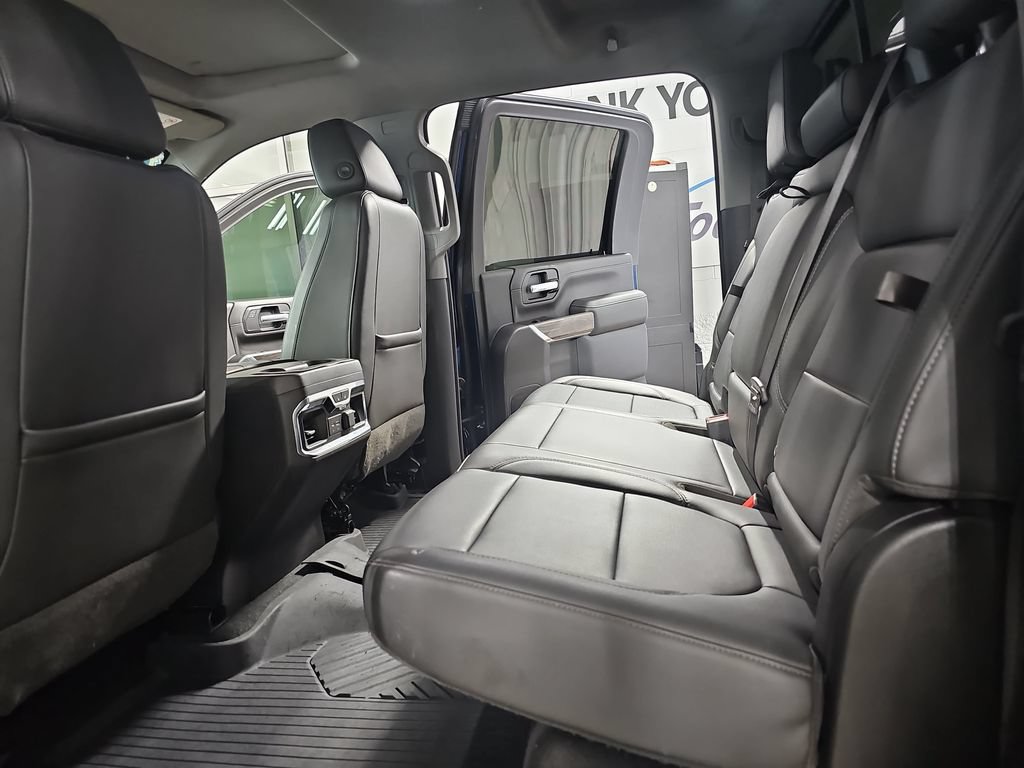 Certified 2020 Chevrolet Silverado 2500 LTZ w/ LTZ Premium Package AWD/4WD image 17