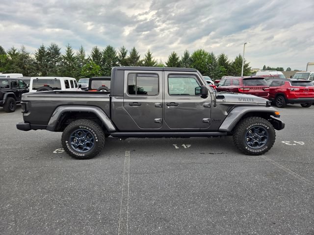 Used 2023 Jeep Gladiator Sport AWD/4WD image 18