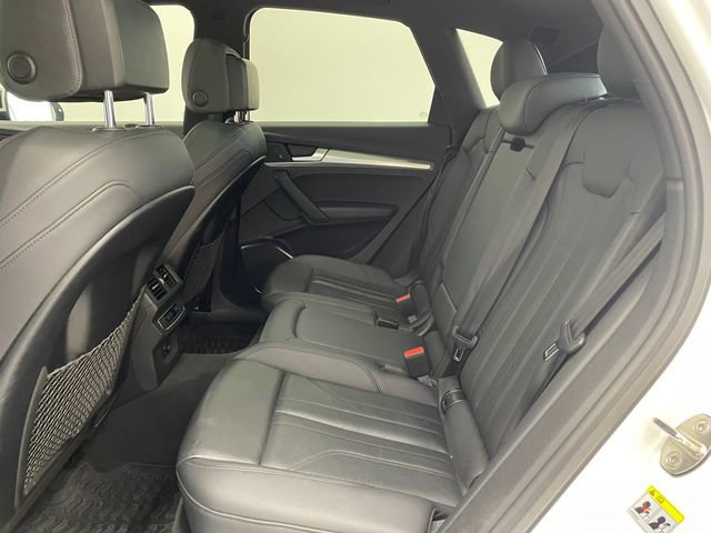 Used 2020 Audi Q5 2.0T Premium w/ Titanium Sport Package image 19