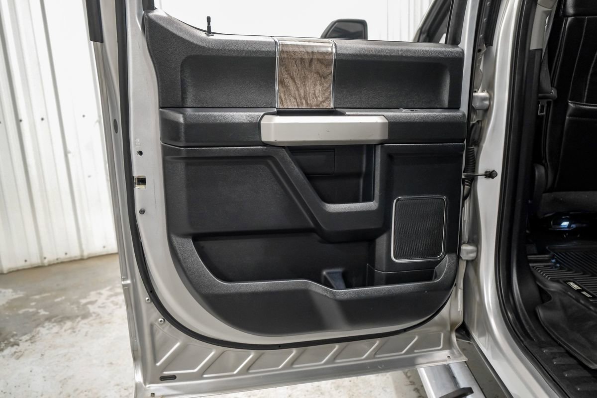 Used 2018 Ford F350 Lariat w/ Lariat Ultimate Package AWD/4WD image 47
