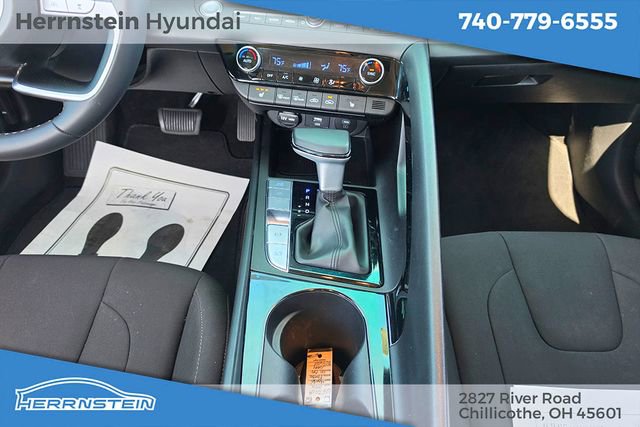 Used 2024 Hyundai Elantra SEL w/ Convenience Package image 13
