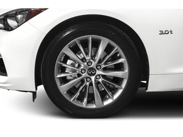 Used 2018 INFINITI Q50 Luxe w/ Essential Package (3.0T Luxe) AWD/4WD image 14