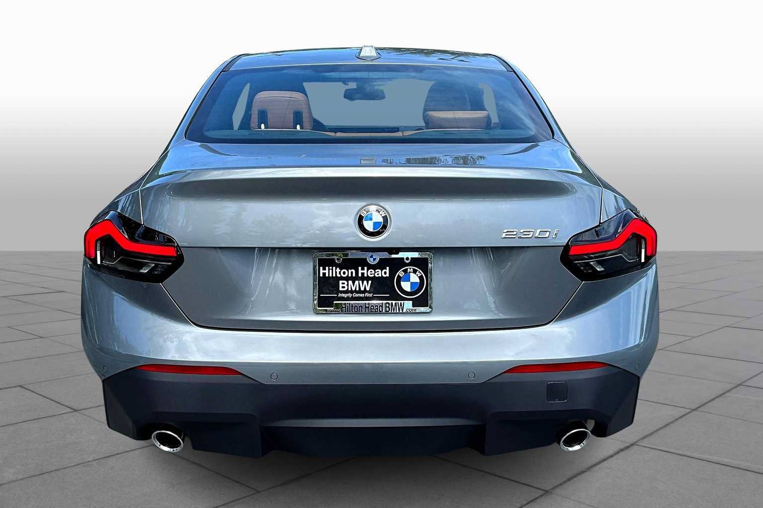 New 2025 BMW 230i Coupe w/ Premium Package RWD image 4
