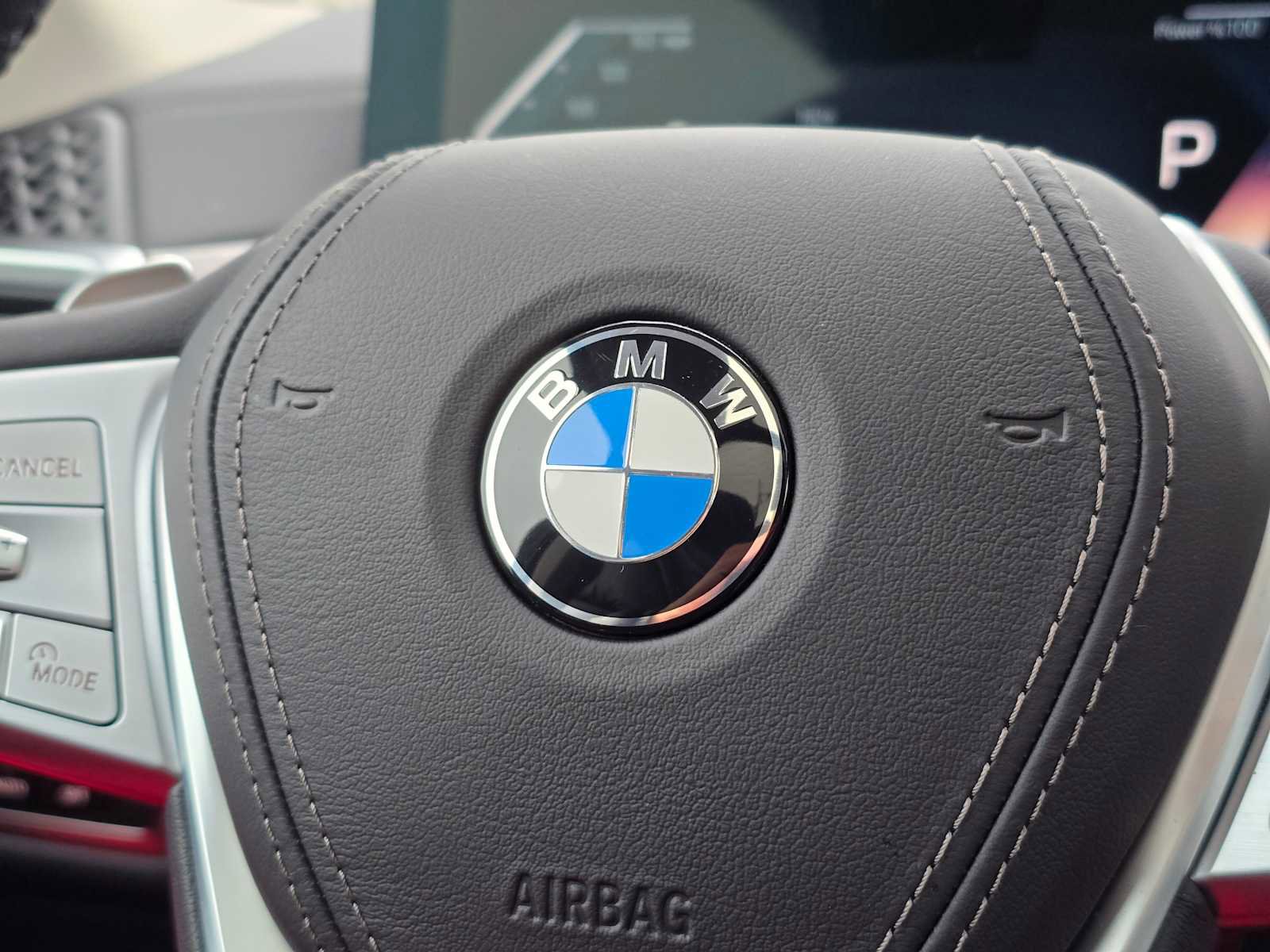 Used 2025 BMW X7 xDrive40i w/ Premium Package image 29