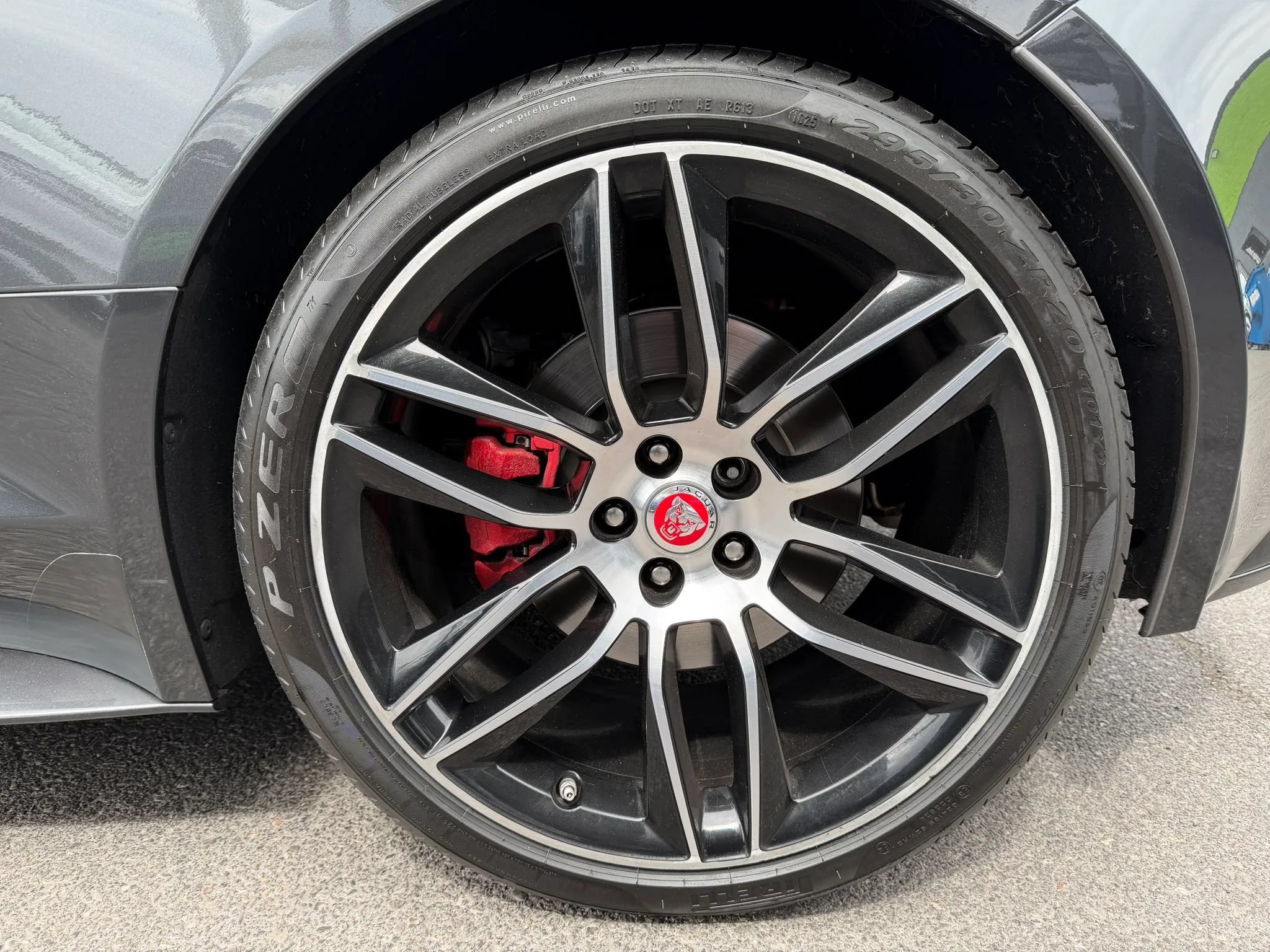 Used 2020 Jaguar F-TYPE Convertible RWD image 14