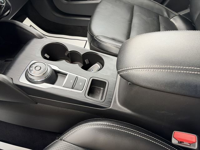 Used 2025 Ford Escape Platinum AWD/4WD image 21