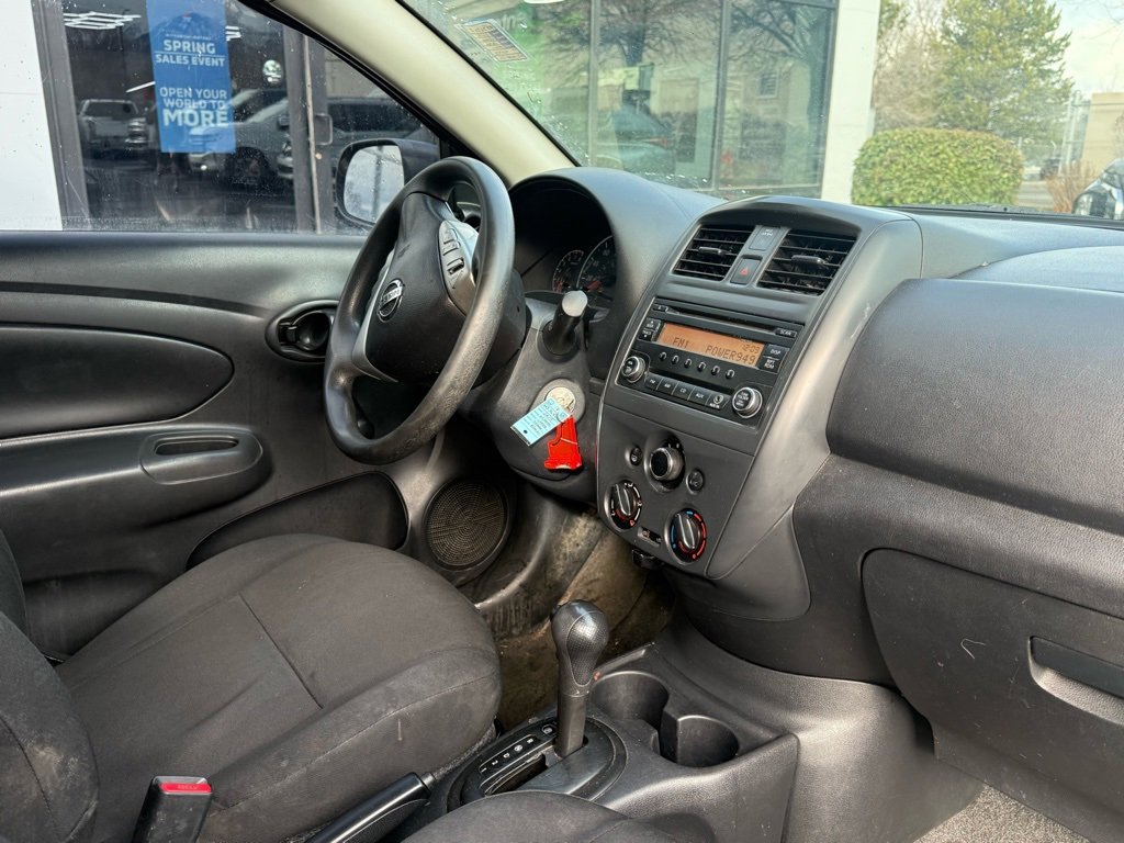 Used 2015 Nissan Versa S image 17