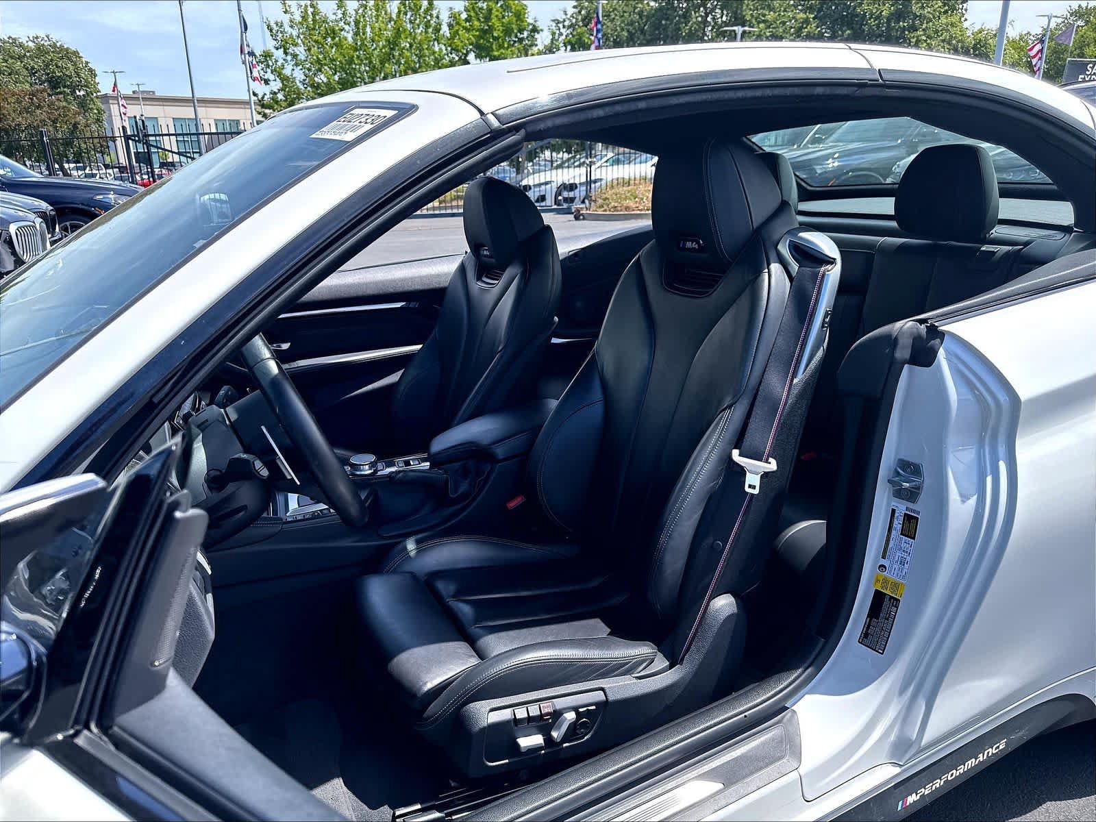 Used 2019 BMW M4 Convertible w/ Competition Package RWD image 23