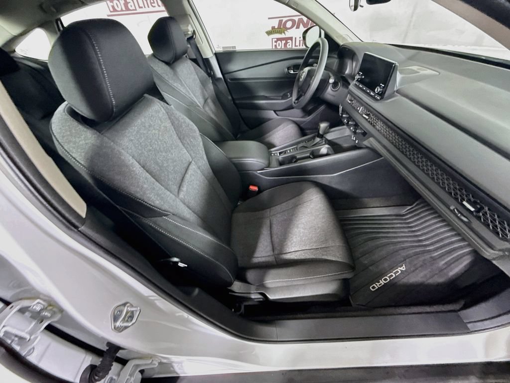 Used 2024 Honda Accord EX image 27