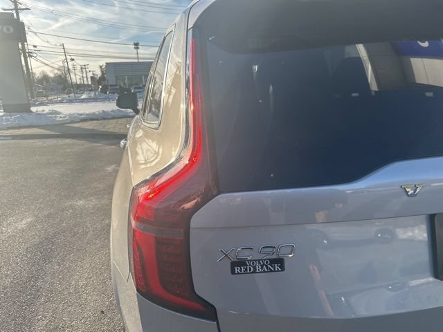 Used 2025 Volvo XC90 B6 Plus AWD/4WD image 11