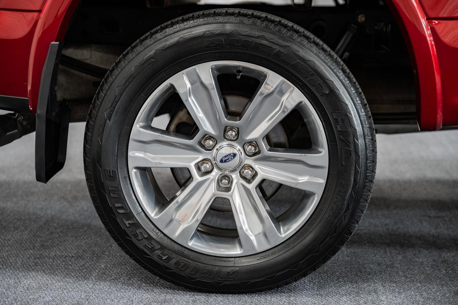 Certified 2018 Ford F150 Platinum w/ Equipment Group 701A Luxury image 25