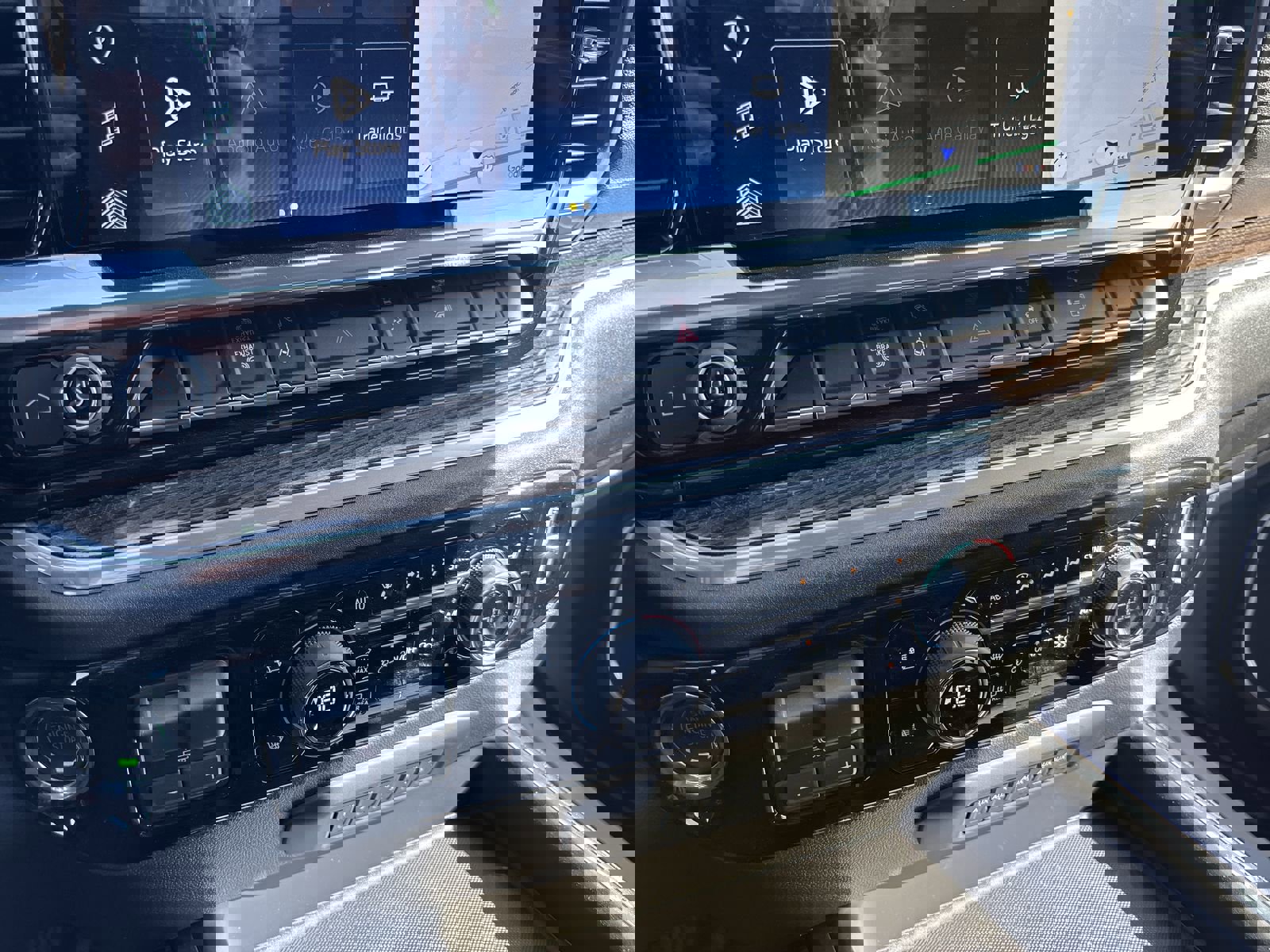 New 2026 Chevrolet Silverado 3500 LT w/ Convenience Package image 21