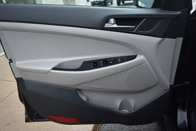 Used 2016 Hyundai Tucson Sport AWD/4WD image 16