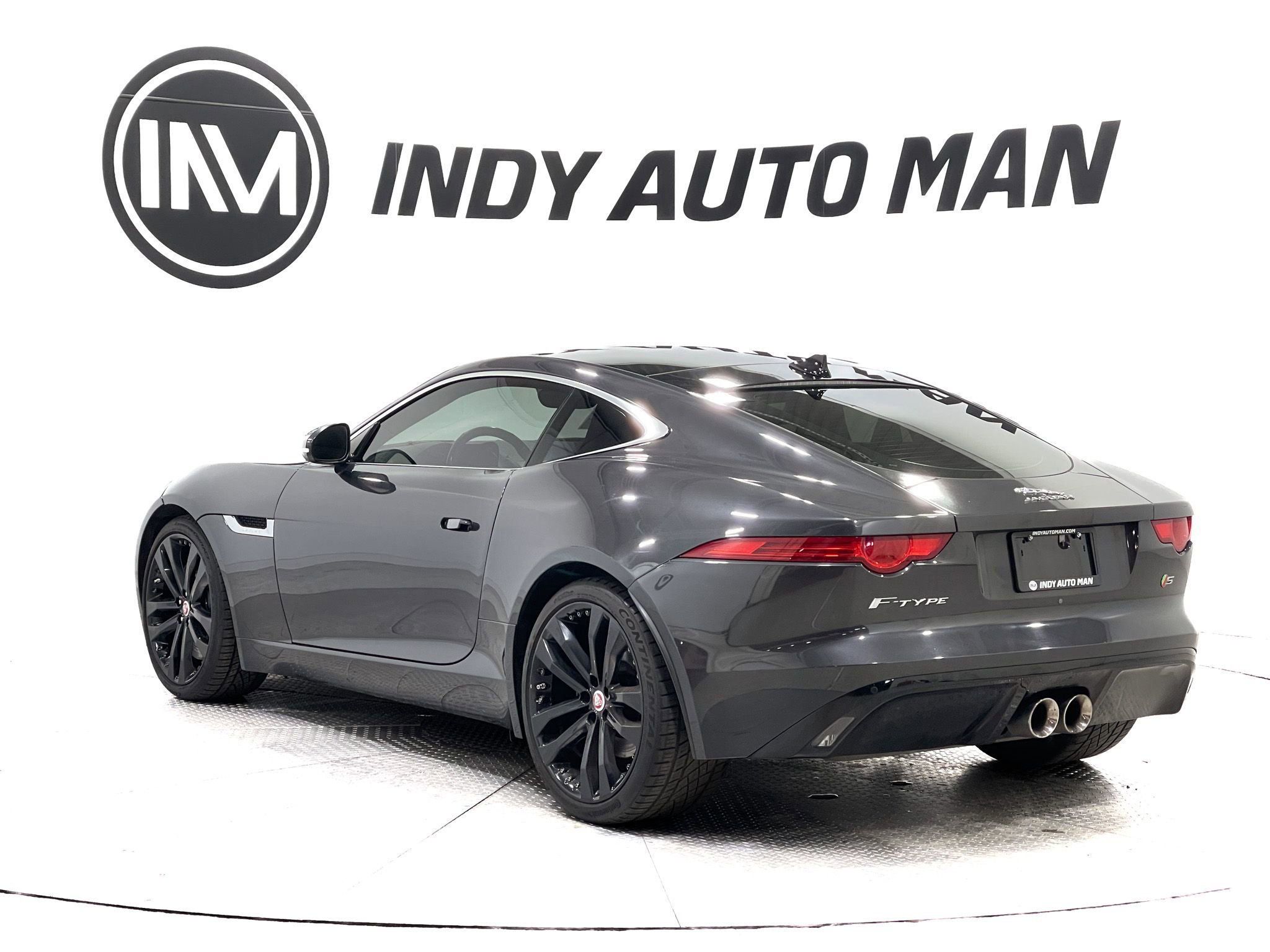 Used 2016 Jaguar F-TYPE S image 6