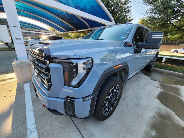 Used 2024 GMC Sierra 2500 AT4 w/ AT4 Preferred Package AWD/4WD image 3