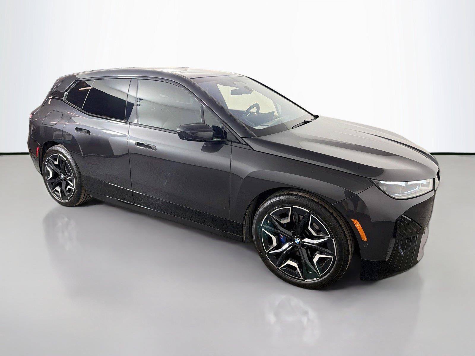 Used 2023 BMW iX M60 w/ Executive Package AWD/4WD image 3