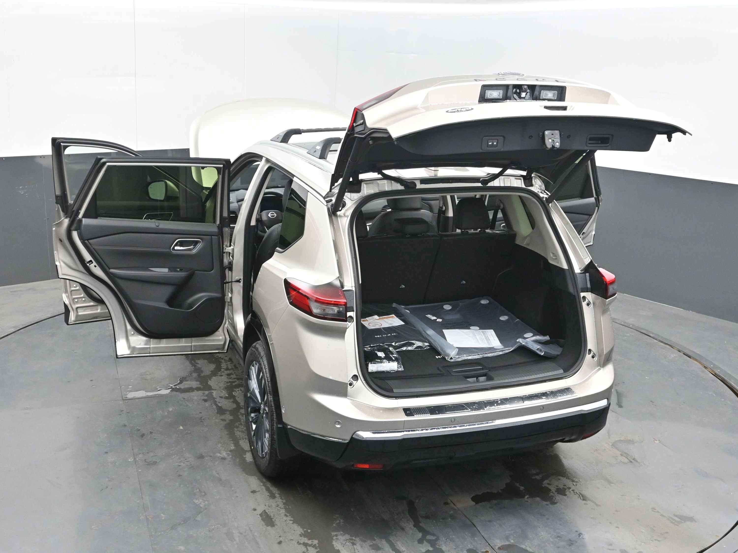 New 2026 Nissan Rogue Platinum image 43