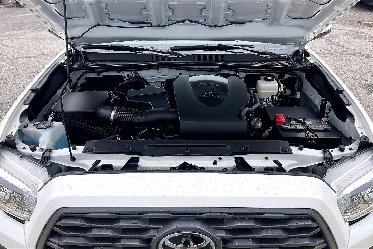 Used 2023 Toyota Tacoma TRD Off-Road w/ Technology Package AWD/4WD image 13