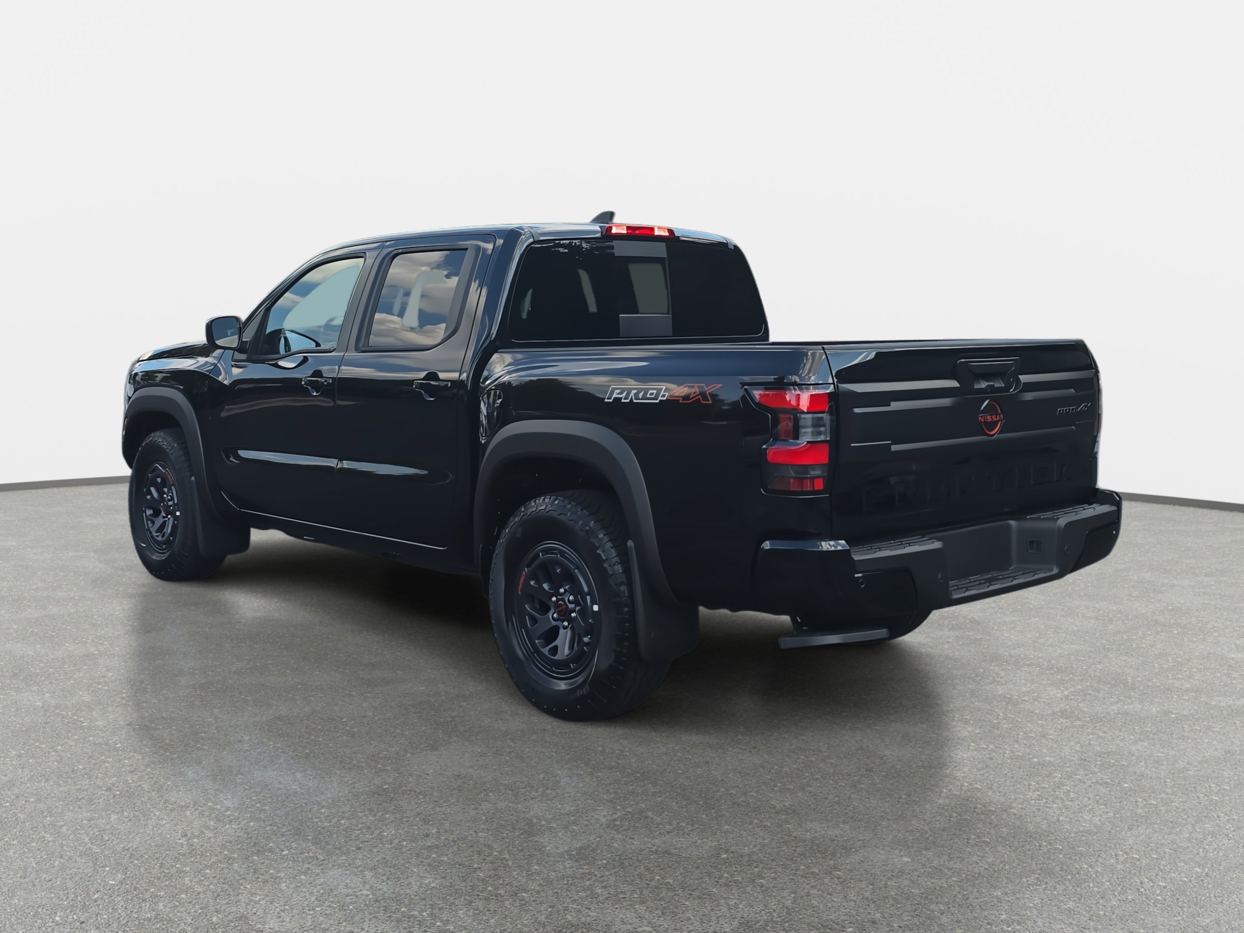 New 2025 Nissan Frontier PRO-4X w/ Interior Protection Package image 7