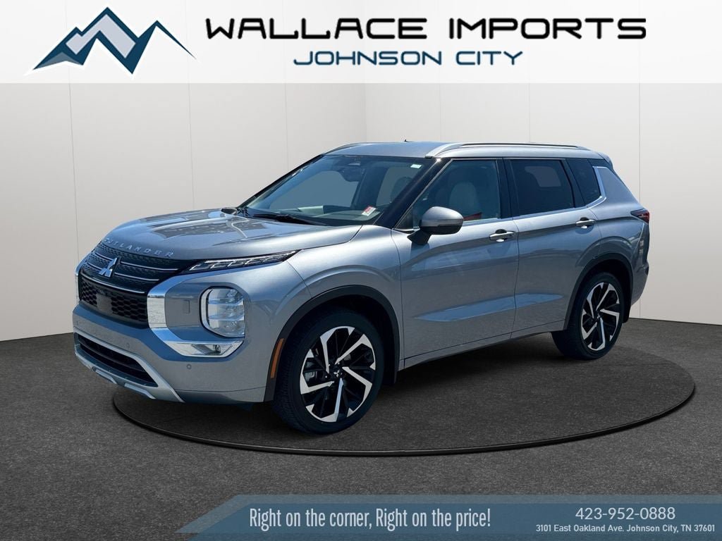 Used 2024 Mitsubishi Outlander SEL AWD/4WD image 2