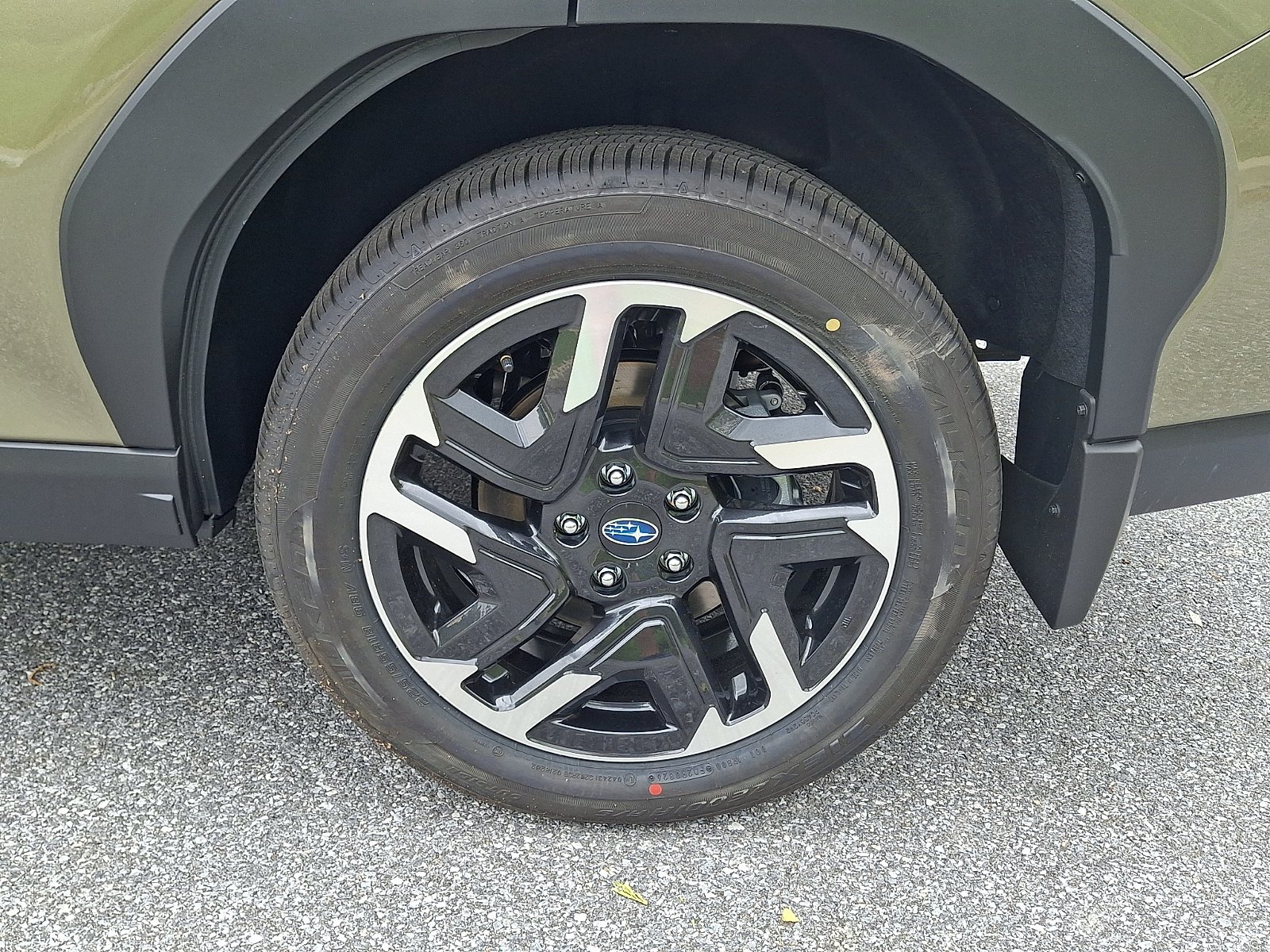 New 2026 Subaru Forester Premium AWD/4WD video 5