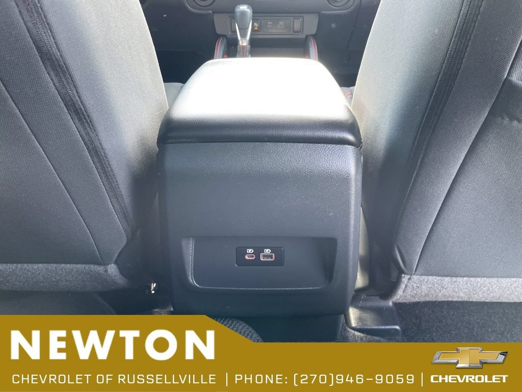 Used 2025 Nissan Frontier PRO-4X AWD/4WD image 34