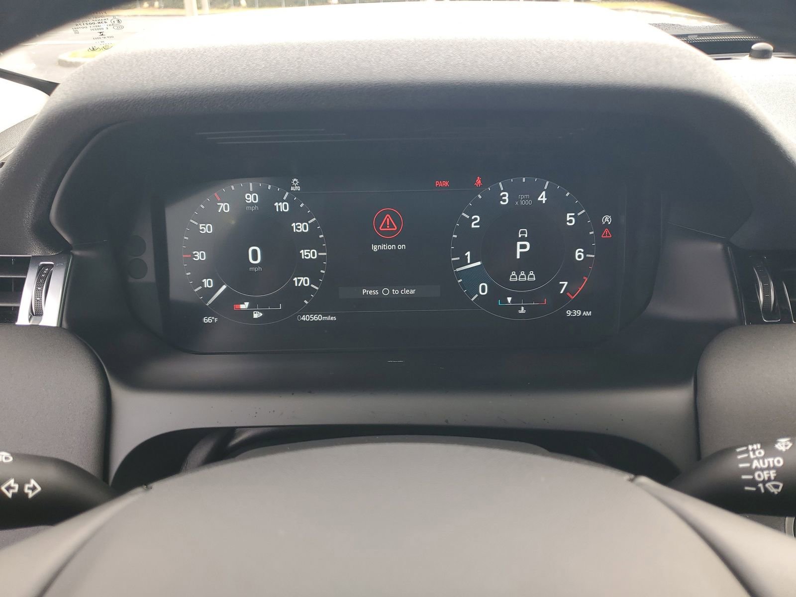 Used 2021 Land Rover Discovery Sport SE image 22