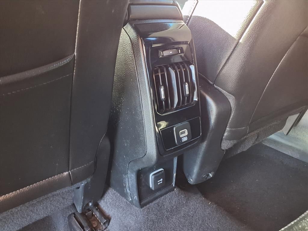 Used 2023 Jeep Compass Limited image 22